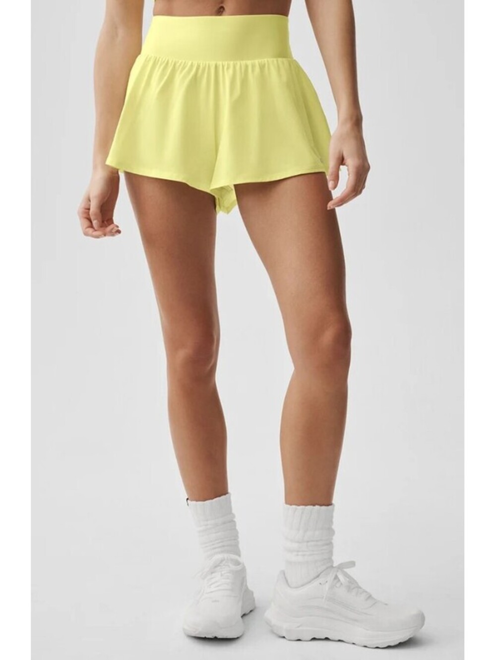 Alo Yoga Victory Running Short Sunshine Yellow Size M NWT